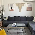 Modern Nr5 In Cihangir, The Heart Of Taksim アパート