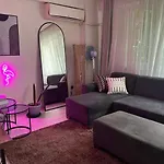 Modern Nr5 In Cihangir, The Heart Of Taksim * Eskiömerler
