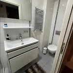 Modern Nr5 In Cihangir, The Heart Of Taksim Eskiömerler