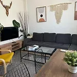 Modern Nr5 In Cihangir, The Heart Of Taksim Eskiömerler