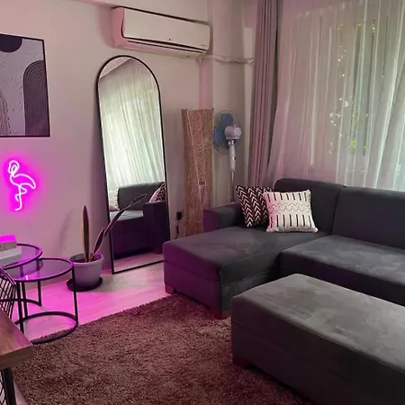 Modern Nr5 In Cihangir, The Heart Of Taksim * Eskiomerler