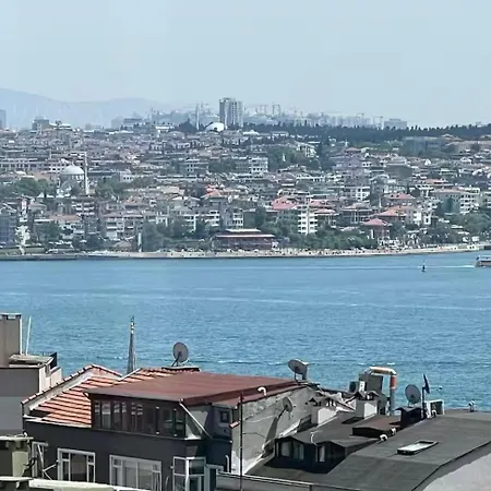 Modern Nr5 In Cihangir, The Heart Of Taksim Eskiomerler