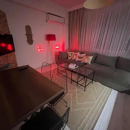 Modern Nr5 In Cihangir, The Heart Of Taksim Apartment Eskiomerler