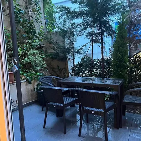 Modern Nr5 In Cihangir, The Heart Of Taksim