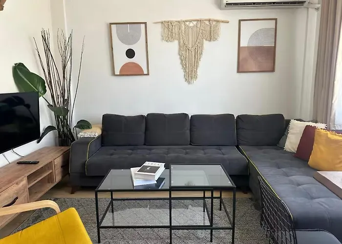 Modern Nr5 In Cihangir, The Heart Of Taksim Apartment