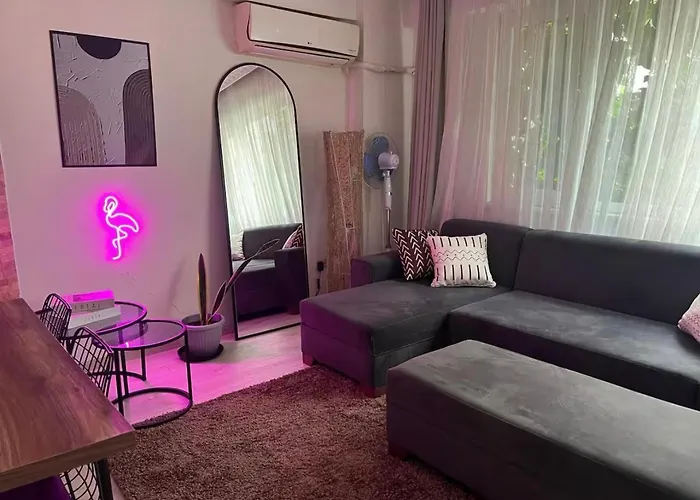 Modern Nr5 In Cihangir, The Heart Of Taksim * Eskiomerler