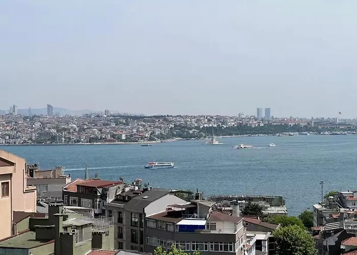 Modern Nr5 In Cihangir, The Heart Of Taksim Apartment *