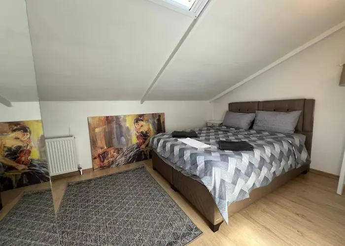 Modern Nr5 In Cihangir, The Heart Of Taksim * Eskiomerler