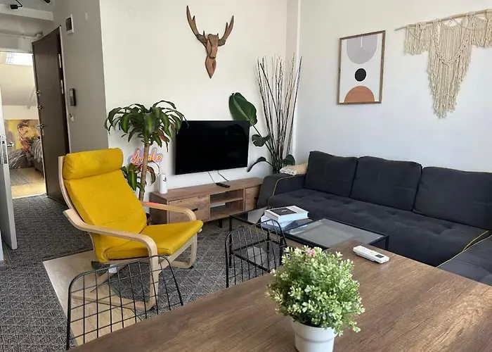 Modern Nr5 In Cihangir, The Heart Of Taksim Eskiomerler