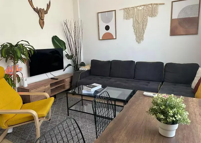 Modern Nr5 In Cihangir, The Heart Of Taksim Eskiomerler