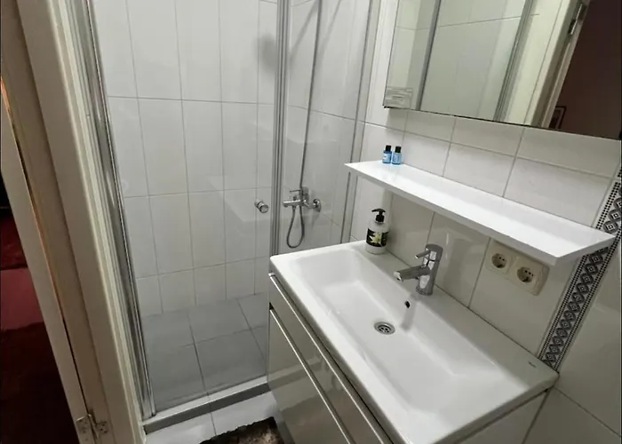 Apartment Modern Nr5 In Cihangir, The Heart Of Taksim Eskiomerler