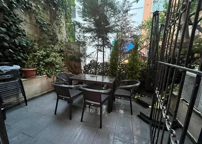 Modern Nr5 In Cihangir, The Heart Of Taksim